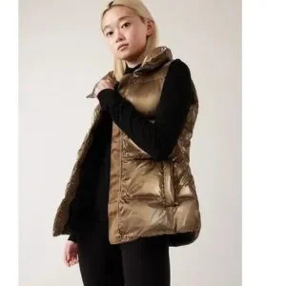 Athleta Downtown Gold Bronze Metallic Down Puffer Vest - Size Small - Like NEW! - Picture 2 of 13